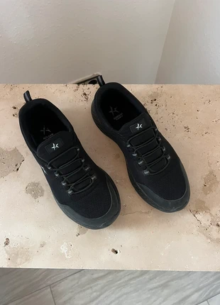 Sneaker Sportschuhe - schwarz - Größe 42 - Altin Yildiz, brand: ALTINYILDIZ, condizioni: Ottime, taglia: 42, €9.00, €10.15 include la Protezione acquisti