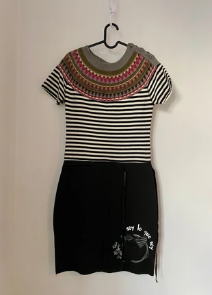 Desigual Striped & Embroidered Dress – Size S, marque: Desigual, état: Neuf sans étiquette, taille: S / 36 / 8, 3,00 €, 3,85 € Protection acheteurs incluse