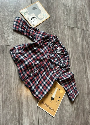 Chemise à carreaux rouge et noir Creeks 6 mois, marca: Creeks, estado: Muy bueno, tamaño: 6-9 meses / 68 cm, 4,00 €, 4,90 € Protección al comprador incluida