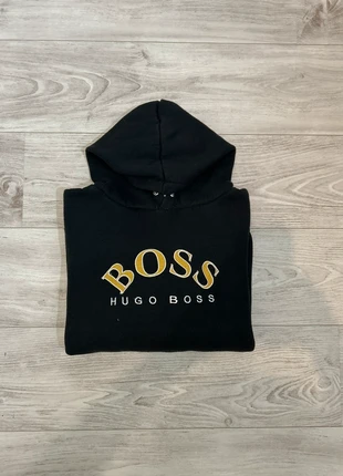 Sweat à capuche Hugo Boss | Taille S | noire, logo brodé doré , style vintage, brand: Hugo Boss, condition: Very good, size: S / 36 / 8, €27.00, €29.05 includes Buyer Protection