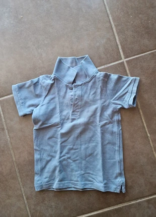 Polo H&M, brand: H&M, condizioni: Ottime, taglia: 3 anni / 98 cm, €4.00, €4.90 include la Protezione acquisti