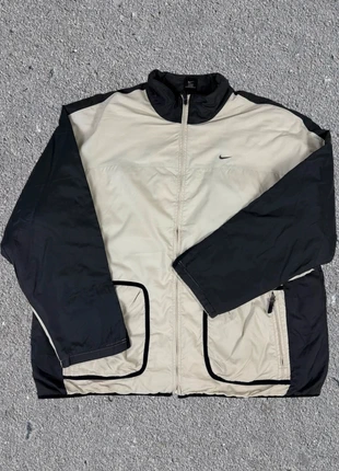 Manteau Nike vintage XXL, marca: Nike, estado: Muito bom, tamanho: XXL, €69.90, €74.10 inclui Proteção do Comprador Pro