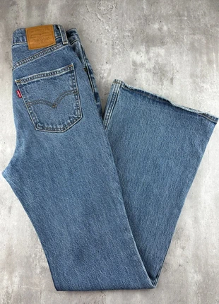 jean Levi’s prenium w25 L32 FR32 evasé flare bootcut femme women vit âge bleu clair 4750, brand: Levi's, condition: Very good, size: XXS / 32 / 4, €18.50, €20.13 includes Buyer Protection Pro