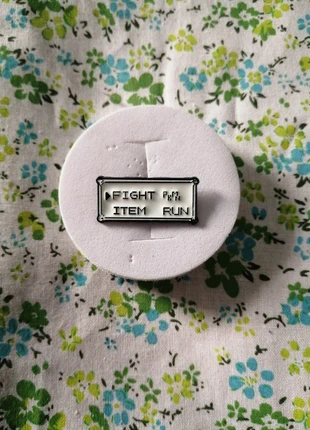 Pins pokemon, marke: Pokémon, zustand: Sehr gut, 2,00 €, 2,80 € beinhaltet Vinted-Käuferschutz Pro