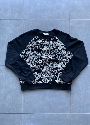 Pull noir à motif fleuri brodé sur le devant Musy Muse taille M/L, brand: Musy Muse, condition: Very good, size: L / 40 / 12, €13.00, €14.35 includes Buyer Protection