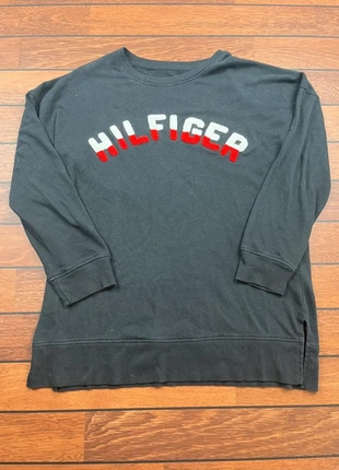 Sweat Tommy Hilfiger noir big logo bouclette rouge et blanc - Taille S Femme, brand: Tommy Hilfiger, condition: Very good, size: S / 36 / 8, €15.00, €16.45 includes Buyer Protection