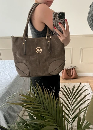Sac michael kors marron gris, marke: Michael Kors, zustand: Sehr gut, 19,99 €, 21,69 € inklusive Vinted-Käuferschutz