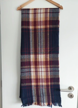 Cachecol Primark, marca: Primark, estado: Muy bueno, 3,00 €, 3,85 € Protección al comprador incluida