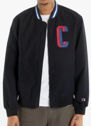 Veste champion, merk: Champion, staat: Nieuw met prijskaartje, maat: L, € 79,00, € 83,65 inclusief Kopersbescherming