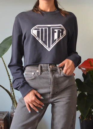 Felpa corta Iuter blu scuro – Taglia S – Made in Italy, logo minimal streetwear, marke: IUTER, zustand: Sehr gut, größe: S / 36 / 8, 20,00 €, 21,70 € inklusive Vinted-Käuferschutz