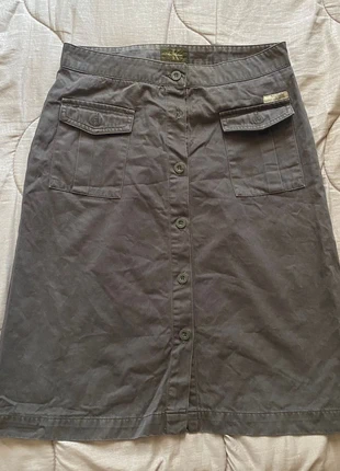 Calvin Klein Vintage Khaki Skirt – Minimal & Timeless, Size S | Y2K Classic, marque: Calvin Klein, état: Très bon état, taille: S / 36 / 8, 16,99 €, 18,54 € Protection acheteurs incluse