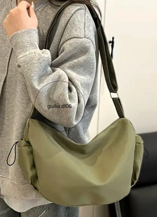 Borsa sportiva verde, condizioni: Nuovo senza cartellino, €11.50, €12.78 include la Protezione acquisti