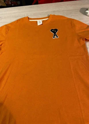 Teeshirt orange, marca: Puma x AMI, estado: Muito bom, tamanho: S, €30.00, €32.20 inclui Proteção do Comprador