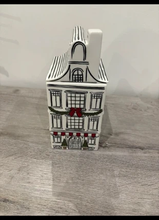 Maisonnette de Noël en céramique H&M Home neuve édition limitée, marque: H&M, état: Neuf sans étiquette, 15,00 €, 16,45 € Protection acheteurs incluse