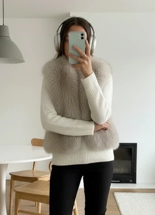 Veste fausse fourrure sans manches - Gris Clair - Taille M, merk: luminaa, staat: Heel goed, maat: M / 38 / 10, € 39,99, € 42,69 inclusief Kopersbescherming