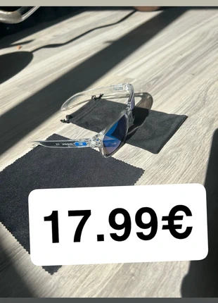 Lunette de soleil UV400 Oakley, marque: Oakley, état: Très bon état, 17,99 €, 19,59 € Protection acheteurs (Pro) incluse