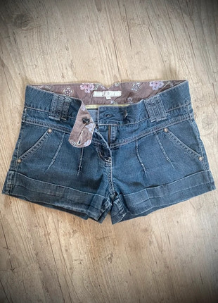 Micro Short Jean Y2K, marque: Caprice de Fille, état: Très bon état, taille: XXS / 32 / 4, 5,00 €, 5,95 € Protection acheteurs incluse