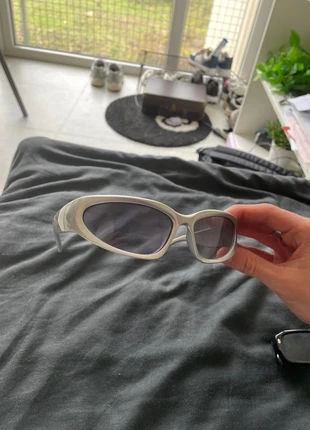 Lunettes grises Bershka, brand: Bershka, condition: Very good, €9.00, €10.15 includes Buyer Protection