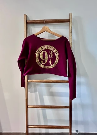 Sweat Harry Potter - Couleur bordeaux - Dessin doré 9 3/4, état: Très bon état, taille: Taille unique, 6,00 €, 7,00 € Protection acheteurs incluse