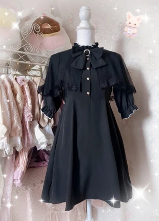 Robe noire courte Jirai Kei style cape Lovely tency kawaii lolita, marque: Lovely Tency, état: Neuf avec étiquette, taille: S / 36 / 8, 45,00 €, 47,95 € Protection acheteurs incluse