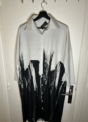 Chemisier très large blanc et noir Stella marina du 42 au 48, marque: Stella, état: Bon état, taille: XL / 42 / 14, 5,00 €, 5,95 € Protection acheteurs incluse