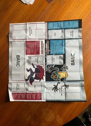 Plateau de jeux Pokémon noir et blanc explorateur obscurs, marke: Pokémon, zustand: Sehr gut, 2,00 €, 2,80 € inklusive Vinted-Käuferschutz