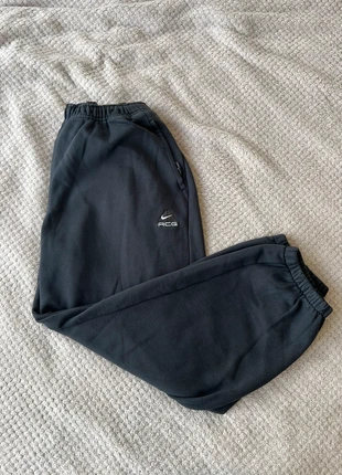 Jogging Nike Noire ACG Taille L, marque: Nike, état: Très bon état, taille: L, 59,90 €, 63,60 € Protection acheteurs incluse