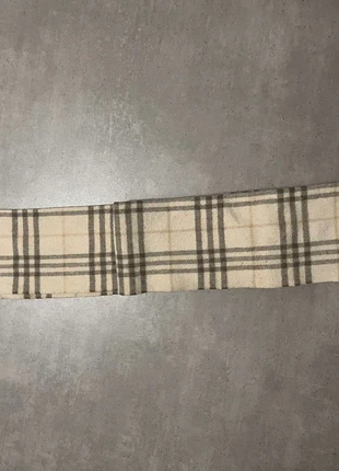 Écharpe burberry, brand: Burberry, condition: Very good, €119.99, €126.69 includes Buyer Protection
