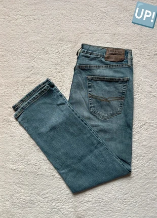 Pantalon jean Levi’s Signature S67 vintage 00’s - Bleu - Coupe Athletic Straight - 33x30 (FR42), marque: Levi's, état: Très bon état, taille: W33 | FR 42, 29,90 €, 32,10 € Protection acheteurs (Pro) incluse