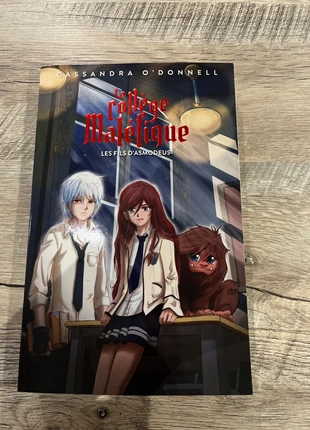 Le collège maléfique les fils d’asmodeus, staat: Nieuw met prijskaartje, € 5,00, € 5,95 inclusief Kopersbescherming