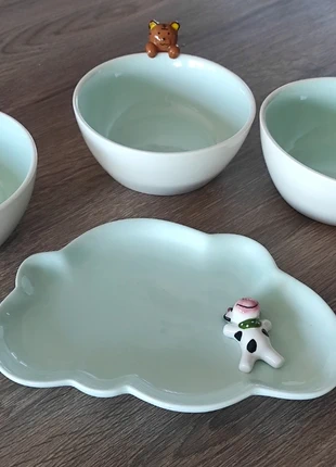 Set di tre tazze e piattino con animali, brand: Set, condizioni: Nuovo senza cartellino, taglia: 3 anni / 98 cm, €8.00, €9.10 include la Protezione acquisti