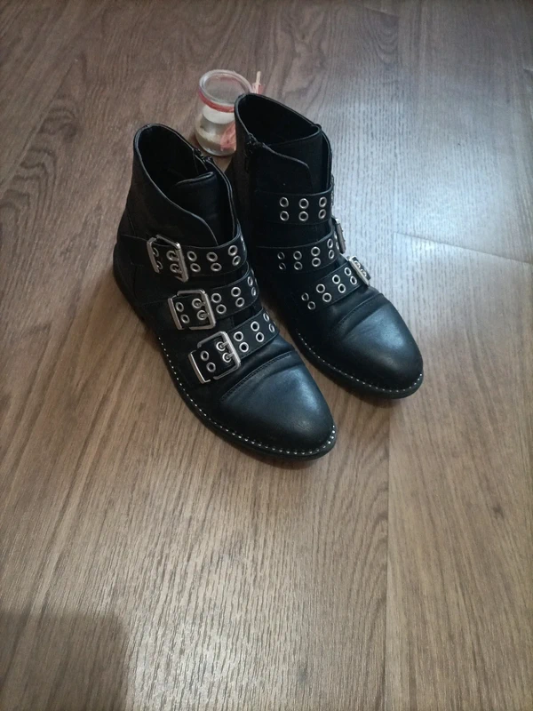 Jolies bottines à brides 39 - photo numéro 2