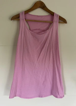 Roze hemdje maat m, merk: onbekend, staat: Heel goed, maat: M / 38 / 10, € 1,00, € 1,75 inclusief Kopersbescherming