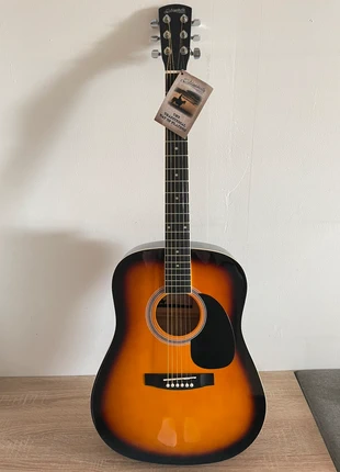 Remise mains propres uniquement - NEUF Guitare folk Sunburn Nashville + housse, marque: Nashville, état: Neuf avec étiquette, 120,00 €, 126,70 € Protection acheteurs incluse