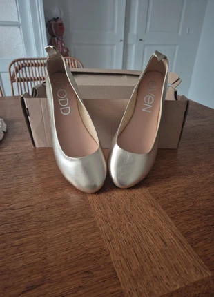 Jolie petite ballerine, marque: Even&Odd, état: Très bon état, taille: 39, 4,00 €, 4,90 € Protection acheteurs incluse