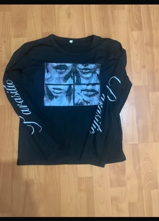 T-shirt manches longues Parasite – Noir, merk: y2k, staat: Nieuw zonder prijskaartje, maat: M, € 50,00, € 53,20 inclusief Kopersbescherming