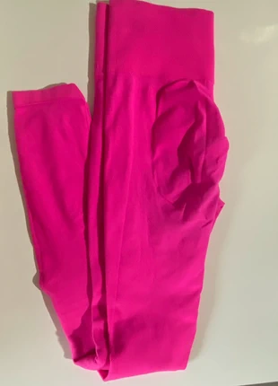 leggings rosa palestra s shein, marca: Shein, estado: Novo sem etiquetas, tamanho: S / 36 / 8, €4.00, €4.90 inclui Proteção do Comprador