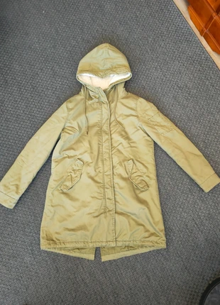 Abrigo Verde Zara, marque: Zara, état: Très bon état, taille: M / 38 / 10, 10,00 €, 11,20 € Protection acheteurs incluse