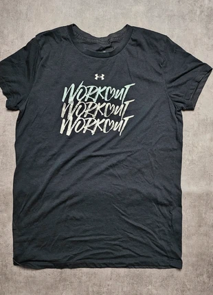 T-shirt under armour Taille s femme, marque: Under Armour, état: Très bon état, taille: S / 36 / 8, 8,90 €, 10,05 € Protection acheteurs incluse