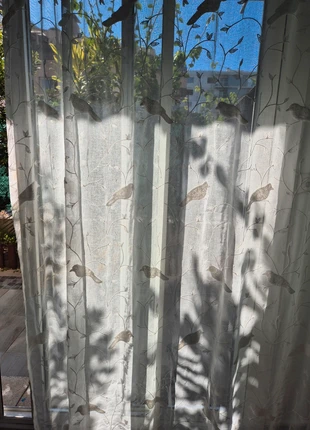 Deux rideaux blancs légers avec oiseaux en peluche, 150x260 cm, marke: Maison, zustand: Neu, größe: 250–299 cm, 40,00 €, 42,70 € inklusive Vinted-Käuferschutz