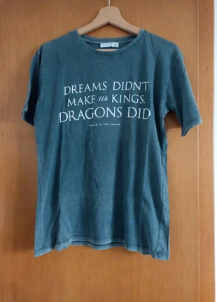T shirt donna, marca: Stradivarius, estado: Satisfatório, tamanho: S, €1.00, €1.75 inclui Proteção do Comprador