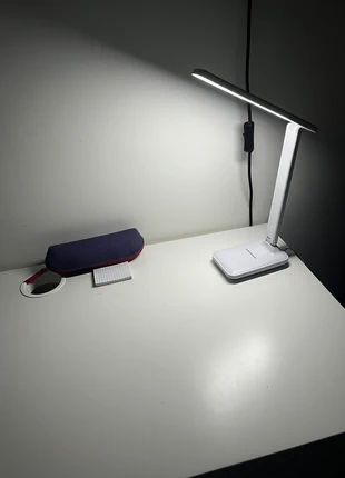 Lampe LED de bureau pliable – USB rechargeable, tactile, 3 niveaux, protection des yeux, merk: sans marque, staat: Nieuw met prijskaartje, € 16,00, € 17,50 inclusief Kopersbescherming
