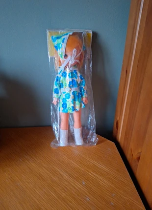 Helga jaren 70 pop, merk: Hong Kong, staat: Nieuw met prijskaartje, maat: Universeel, € 10,00, € 11,20 inclusief Kopersbescherming Pro