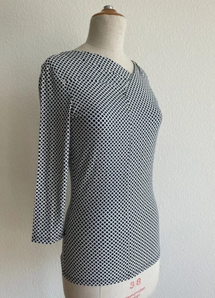 Petit pull bleu marine à motif rond blanc, marke: Weekend Max Mara, zustand: Sehr gut, größe: M / 38 / 10, 16,00 €, 17,50 € inklusive Vinted-Käuferschutz