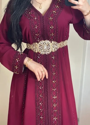 Luxe bordeaux caftan nieuw, merk: Merrachi, staat: Nieuw zonder prijskaartje, maat: S / 36 / 8, € 90,00, € 95,20 inclusief Kopersbescherming
