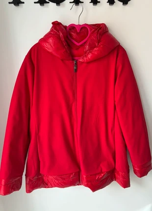 Giacca giubbotto piumino con cappuccio rosso imbottito, staat: Nieuw zonder prijskaartje, maat: L / 40 / 12, € 35,00, € 37,45 inclusief Kopersbescherming