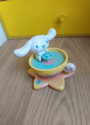 Figurine Cinamoroll, marque: Miniso, état: Satisfaisant, taille: 5 ans / 110 cm, 6,00 €, 7,00 € Protection acheteurs incluse