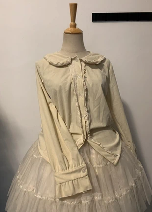 Soft Coquette Lolita Blouse, marke: Lolita, zustand: Sehr gut, größe: Einheitsgröße, 19,90 €, 21,60 € inklusive Vinted-Käuferschutz