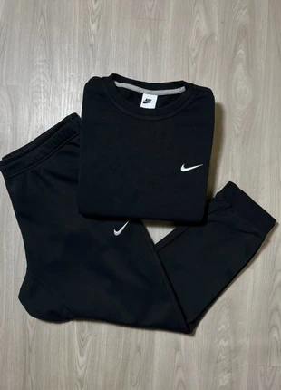 Ensemble pull jogging Nike solo swoosh / noir logo brodé blanc / taille XL, XXL, brand: Nike, condizioni: Ottime, taglia: XL, €65.00, €68.95 include la Protezione acquisti Pro