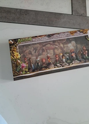 Coffret de 12 fèves Arthur et les minimoys, brand: Collection, condition: Like new, €15.00, €16.45 includes Buyer Protection